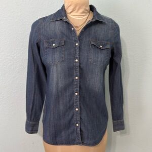Vintage Liz Claiborne Long Sleeve Denim  Pearl Snap  buttons shirt Size S
